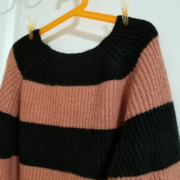 Sweater - Picture 3 of 3